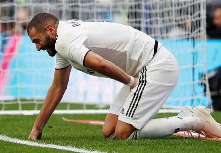 ريال مدريد يستعين بـ"العجوز" لعلاج العقم التهديفي