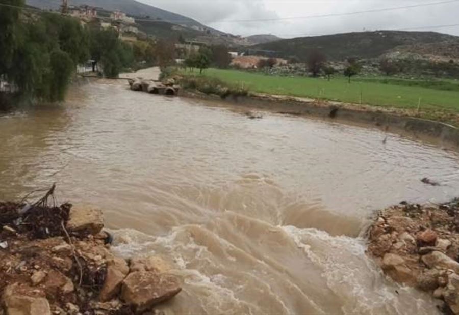بالصورة: هذا ما فعله الطقس في الجنوب