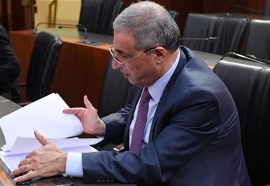 موقفٌ من قاسم هاشم بشأن التأليف موقفٌ من قاسم هاشم بشأن التأليف