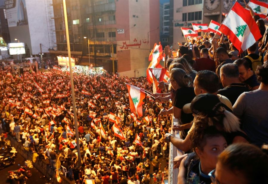 من يغطي تكلفة البث المباشر؟ من يغطي تكلفة البث المباشر؟