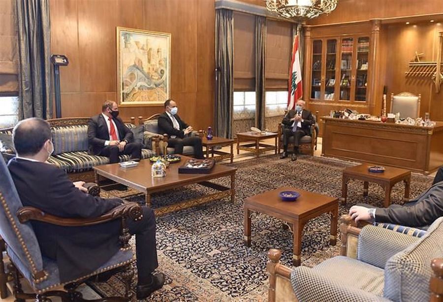 "لا قيامة للدولة إلا بالمحافظة على مؤسساتها وصونها"