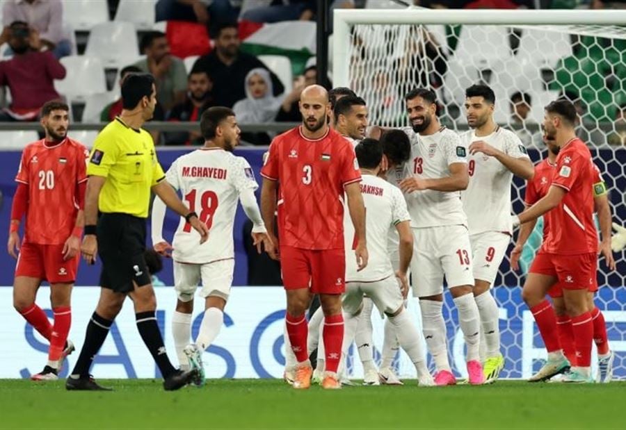 "تضامنًا مع فلسطين"... لقطة مميزة من المنتخبين الإيراني والفلسطيني! (فيديو) "تضامنًا مع فلسطين"... لقطة مميزة من المنتخبين الإيراني والفلسطيني! (فيديو)