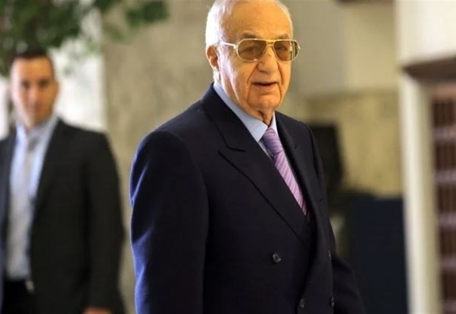 "كم كان مراً"... جنبلاط يرثي المرّ