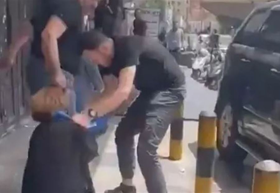 بعد الإعتداء على محامية وتحرُّك القضاء... إليكم ما فعله الزوج! (فيديو) بعد الإعتداء على محامية وتحرُّك القضاء... إليكم ما فعله الزوج! (فيديو)