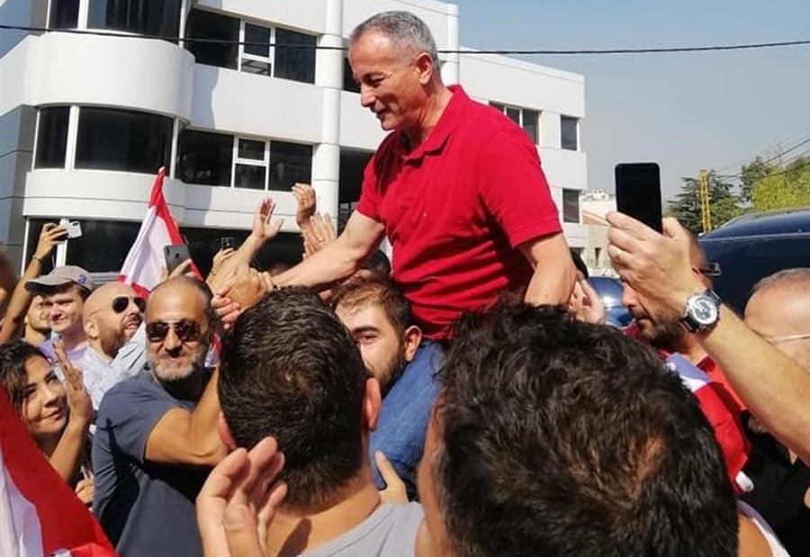 توضيح لروكز حول ما حصل في مزرعة يشوع  توضيح لروكز حول ما حصل في مزرعة يشوع