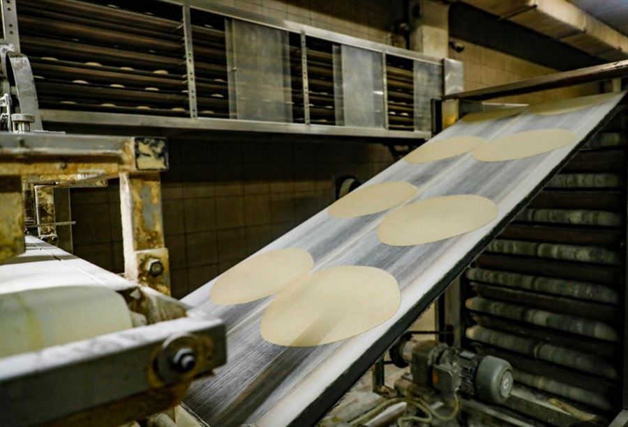 "ما زاد الطين بلة"...  بيانٌ تحذّيري لـ"عمال المخابز"