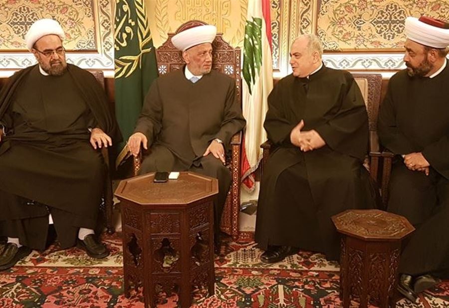 دريان استقبل وفودا وعرض الأوضاع الاعلامية