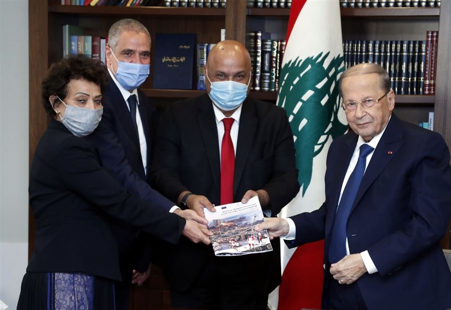 عون يتسلّم تقريراً عن إنفجار المرفأ