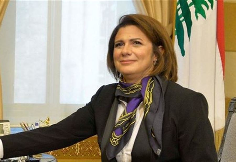 الحسن لقوى الأمن: "يعطيكن ألف عافية"