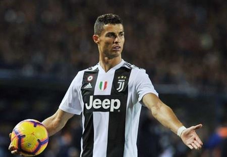 رونالدو يكشف سبب رحيله عن ريال مدريد رونالدو يكشف سبب رحيله عن ريال مدريد