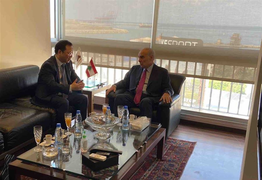 "للحفاظ على الإستقرار بالجنوب"... زيارةٌ "لافتة" للسفير الصيني إلى رحمة