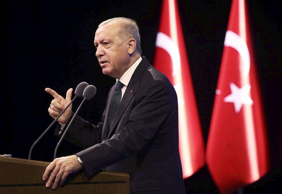 تغريدةٌ لـ أردوغان تُثير ضجة على مواقع التواصل