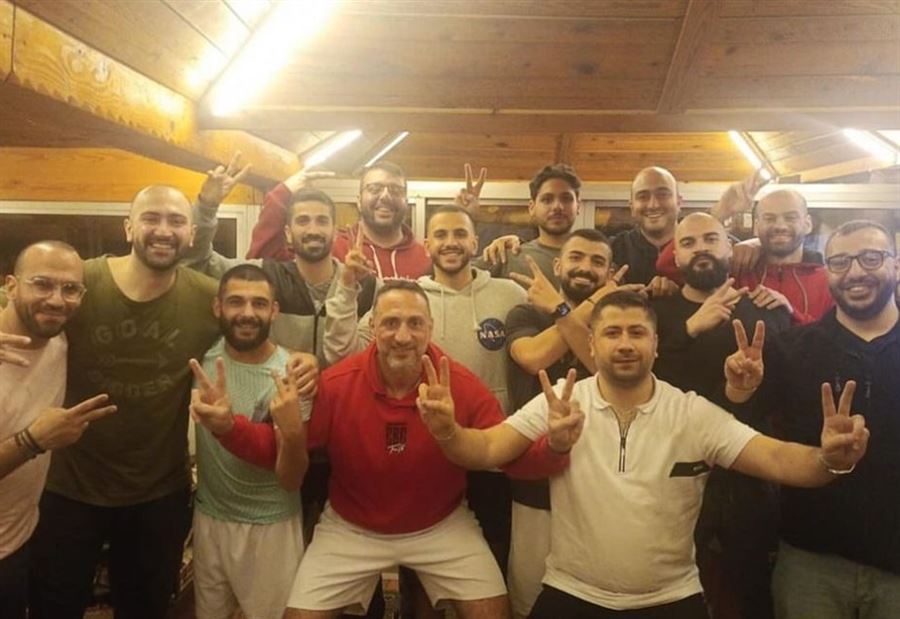 من الدرجة الثالثة إلى الثانية... فوزٌ ثمين لفريق الحقوقيين! (فيديو) من الدرجة الثالثة إلى الثانية... فوزٌ ثمين لفريق الحقوقيين! (فيديو)