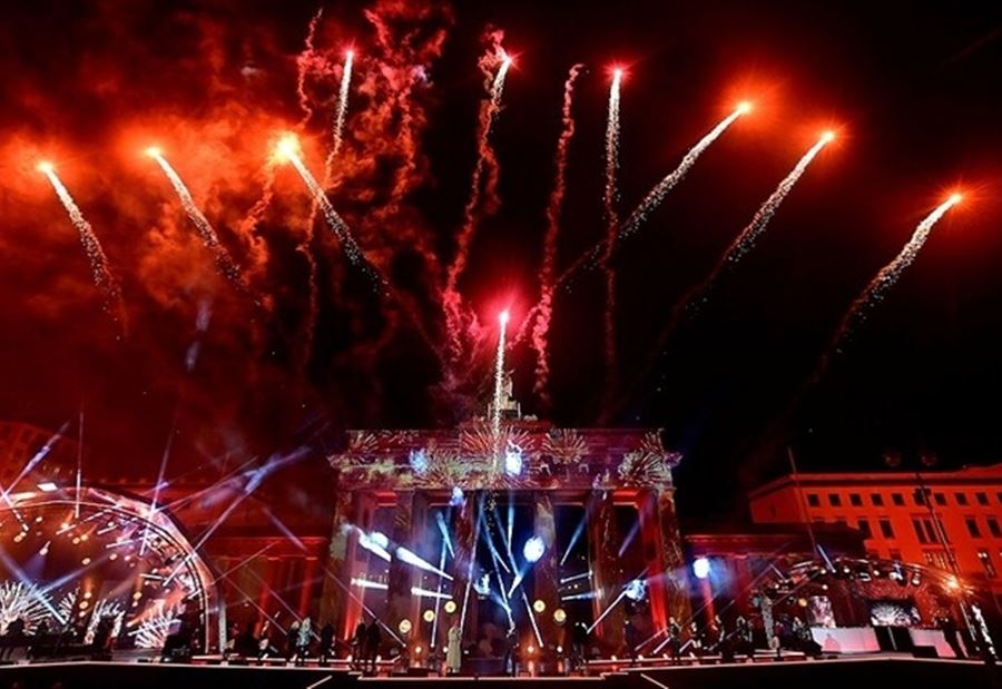 حرائقٌ في برلين جراء إطلاق الألعاب النارية من المنازل