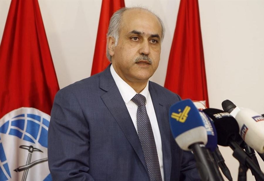 تحية من أبو الحسن الى الأطباء والممرضين في مستشفى الحريري 