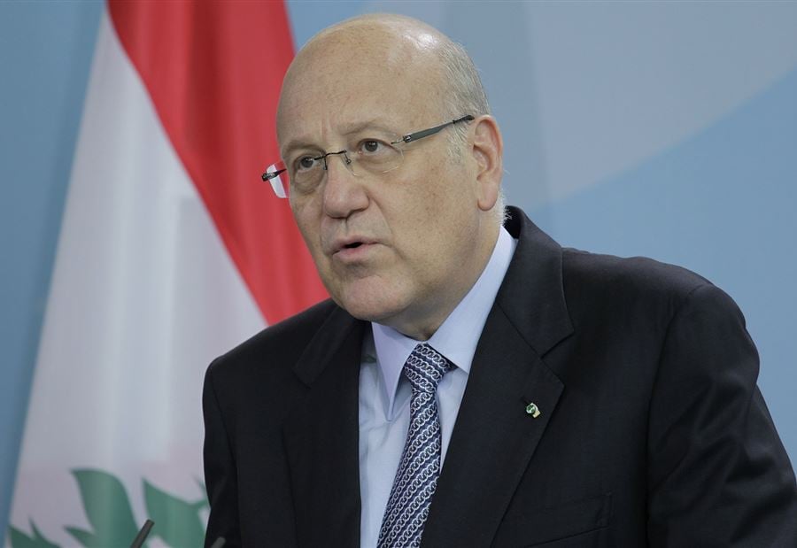 ميقاتي يُدين ويُحذّر: توقيت إشتباكات عين الحلوة مشبوه!