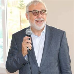 الصمد: حل العقدة السنية هو عند من يضع الفيتو