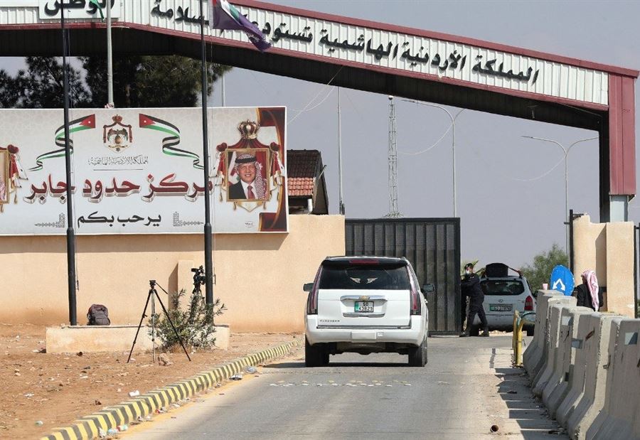 عودة جماعية للاجئين السوريين من الأردن بعد سقوط الأسد