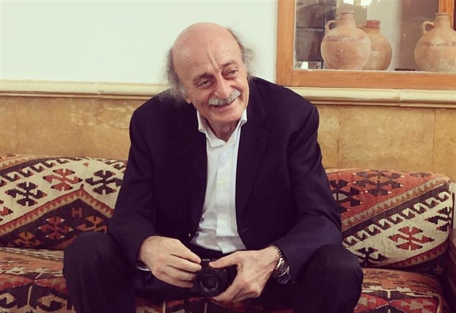 جنبلاط يطلق النار على "المجلس العدلي"
