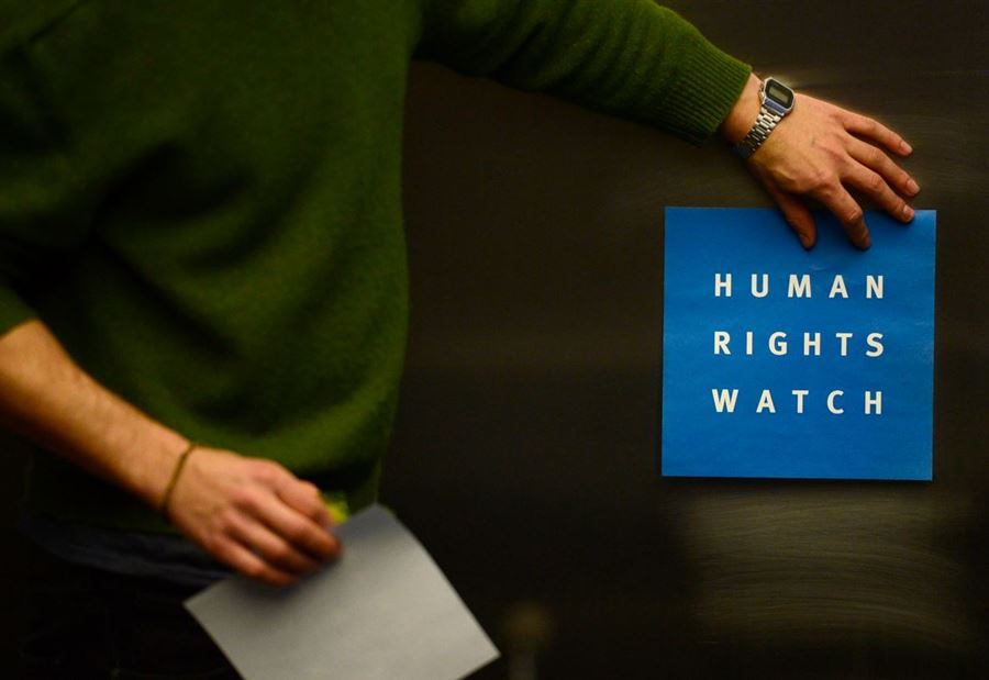 "جرائم حرب"... "هيومن رايتس" تستنكر الهجمات الإسرائيلية على الكوادر الطبية 