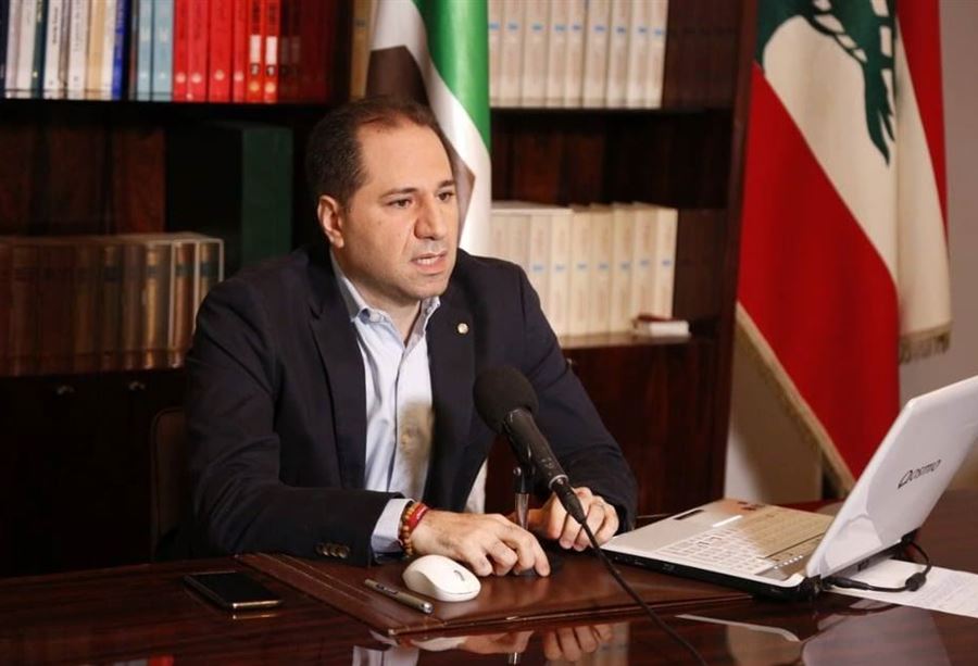 الجميّل يقترحُ منعَ التجوّل بشكلٍ كاملٍ 