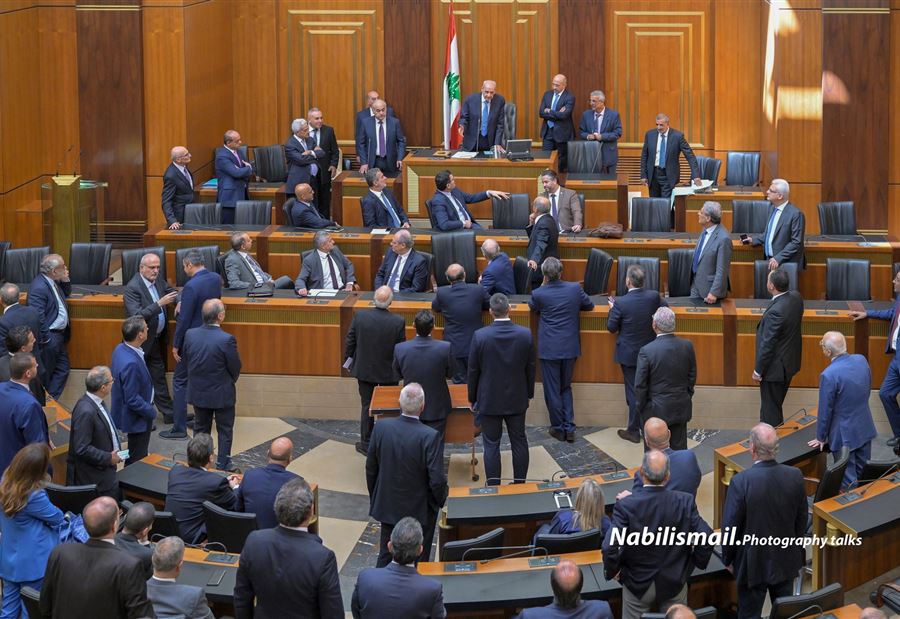 إليكم "كواليس" جلسة إنتخاب لجنة الإدارة والعدل