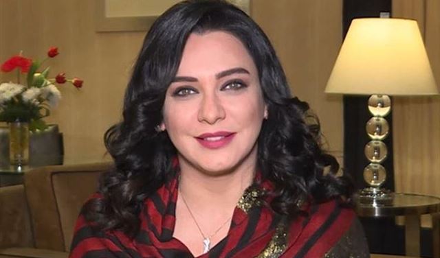 سلاف فواخرجي: هذا رأيي بالدراما التركية والمصرية والسورية سلاف فواخرجي: هذا رأيي بالدراما التركية والمصرية والسورية