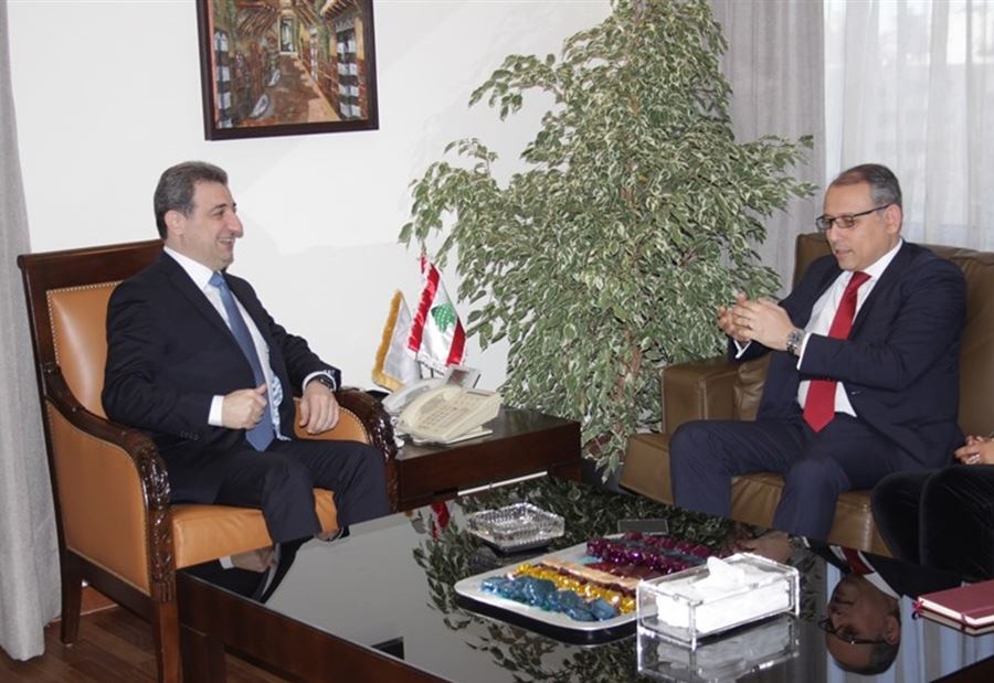 ابو فاعور: لا نريد لأي علاقات أن تلحق ضررا باقتصادنا