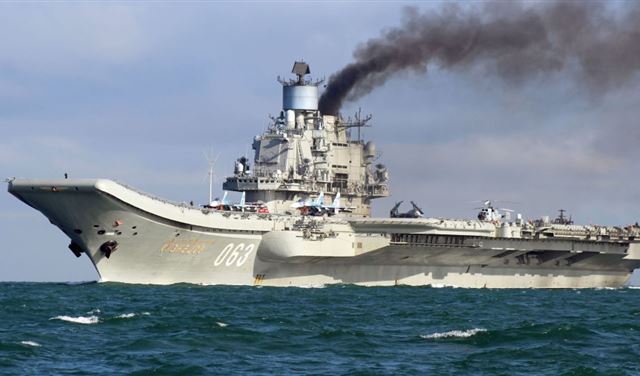 مصير مثير لأضخم حاملة طائرات