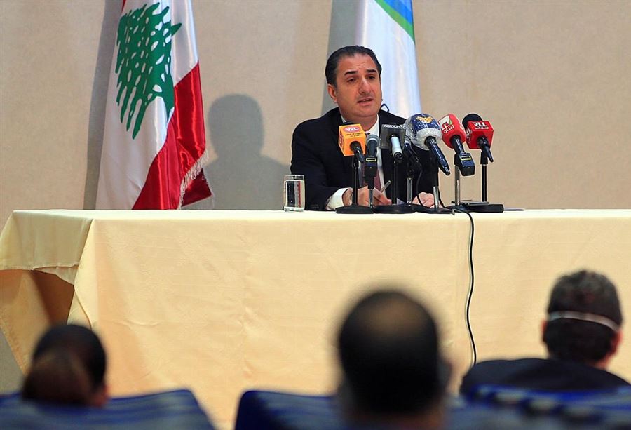 وزير الاتصالات يردّ على "الإتهامات"... ويتحدّى!