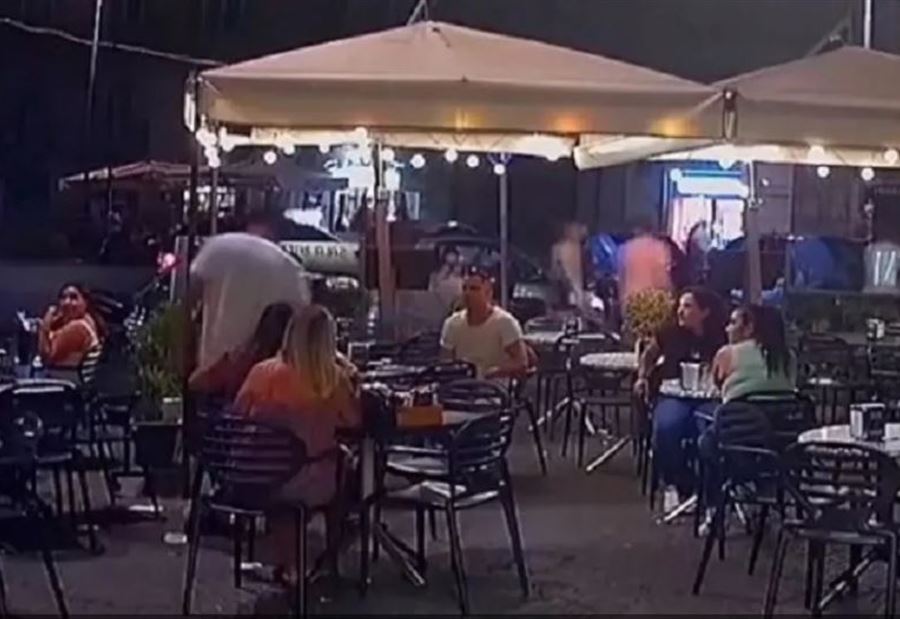 لصّ "يُبدّل رأيه"... سرق ساعة ثمّ أعادها (فيديو)