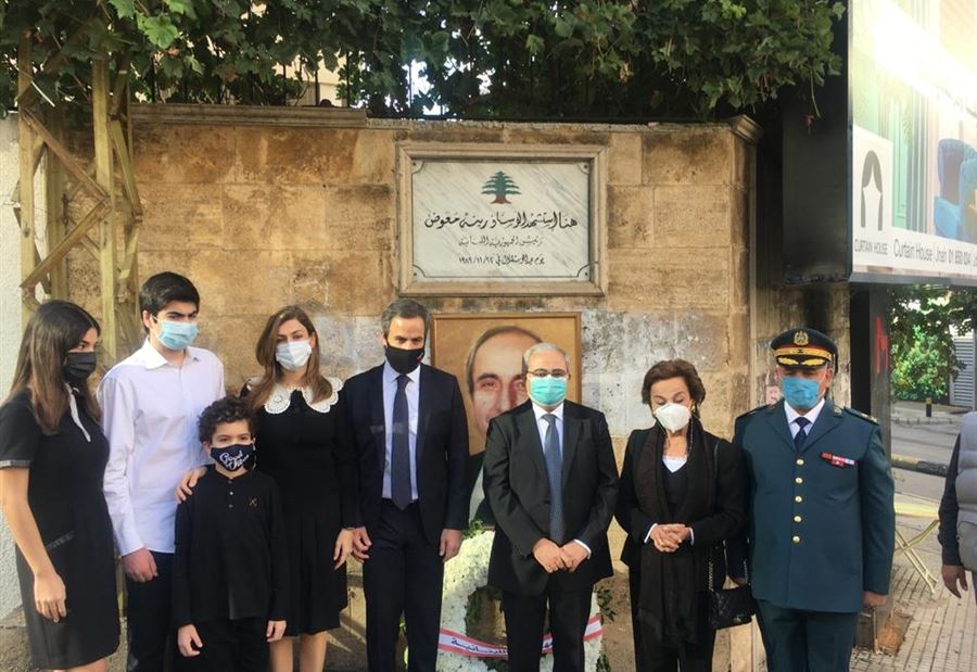 ماريو عون يضعُ إكليلاً مكان استشهاد معوض 