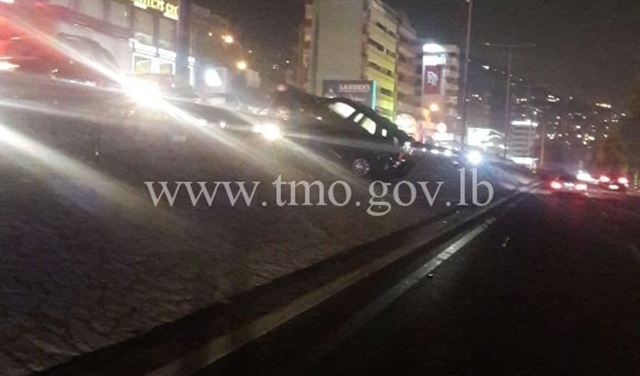 بالصور.. قتيل و3 جرحى على اوتوستراد جونية بالصور.. قتيل و3 جرحى على اوتوستراد جونية