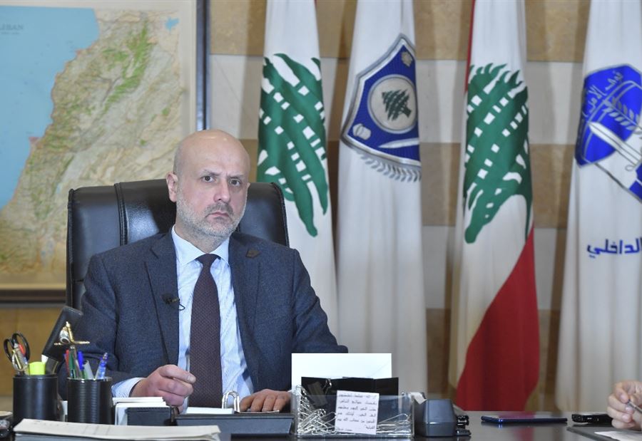 تعرّض موكب وزير الداخليّة لحادث سيْر... وهذه حالته