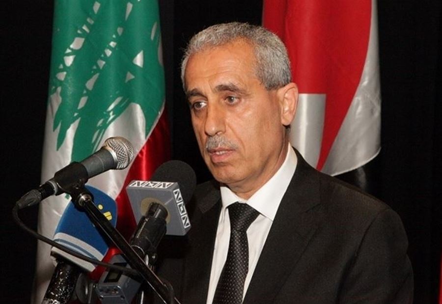 خواجة للقطاع المصرفي: كيف سمحتم بـ"تسلل" المليارات؟