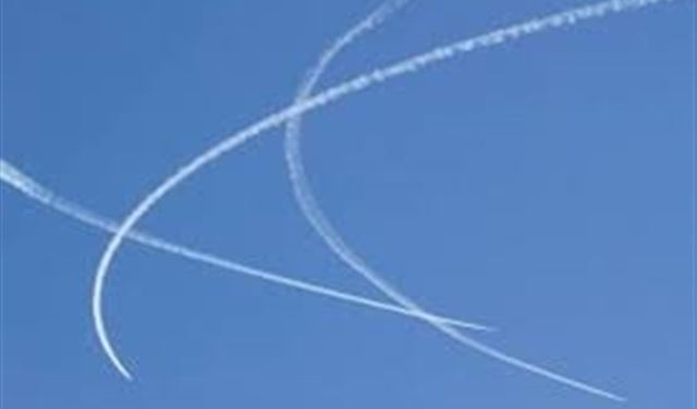 5 طائرات اسرائيلية معادية خرقت الاجواء اللبنانية 5 طائرات اسرائيلية معادية خرقت الاجواء اللبنانية