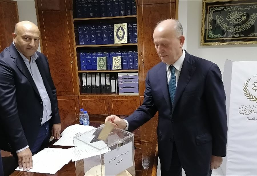 ريفي: السنة مسؤولون عن انفسهم