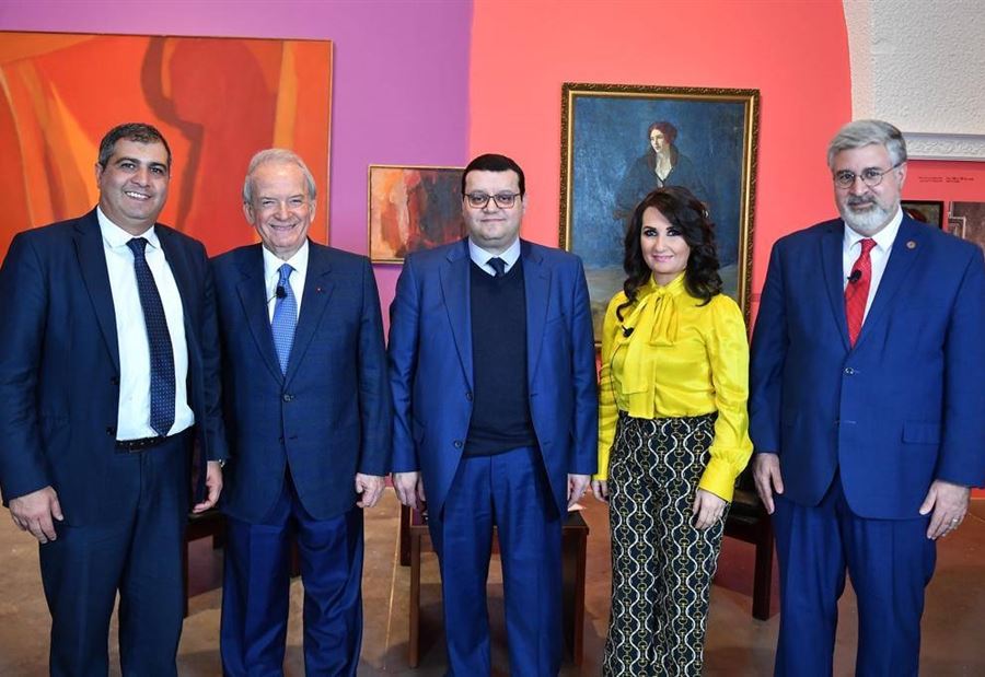 "حوار مع الأنباء"... هل يخرق البرامج التلفزيونيّة؟