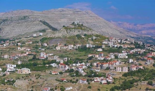 تعميم لقائمقام زغرتا عن اللافتات والصور الانتخابية