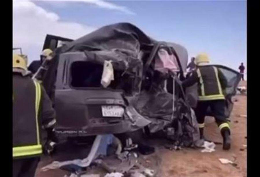 بالفيديو: حادث "مروّع" يودي بحياة عائلة سعودية