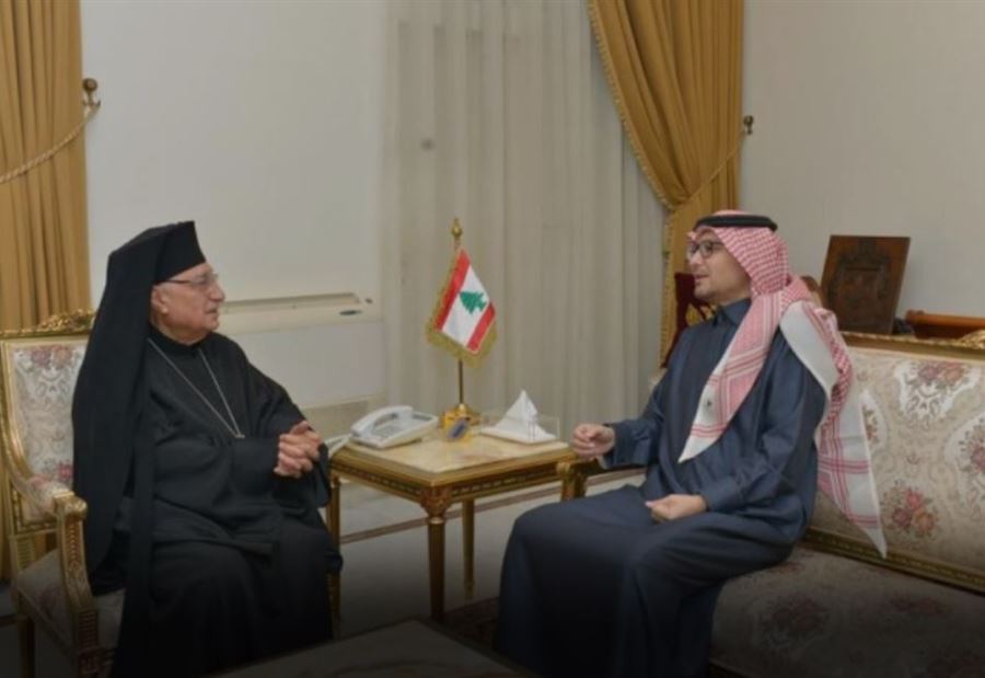 للاطلاع على تحرك اللجنة الخماسية... البخاري يلتقي العبسي للاطلاع على تحرك اللجنة الخماسية... البخاري يلتقي العبسي