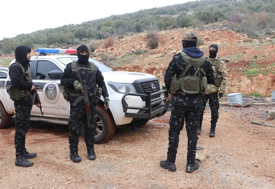"ننسق مع لبنان"... الجيش السوري يعمل على خطة لضبط الحدود