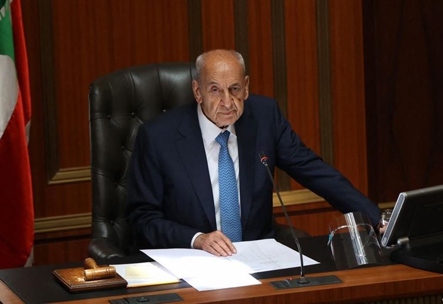 بري يدعو الى جلسة!