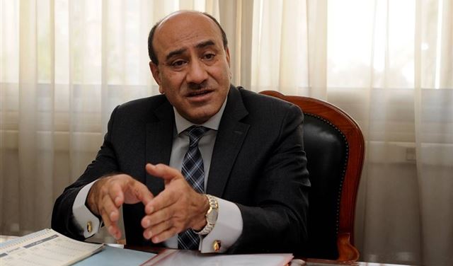 مجهولون يعتدون بالسلاح الأبيض على هشام جنينة‬ في مصر