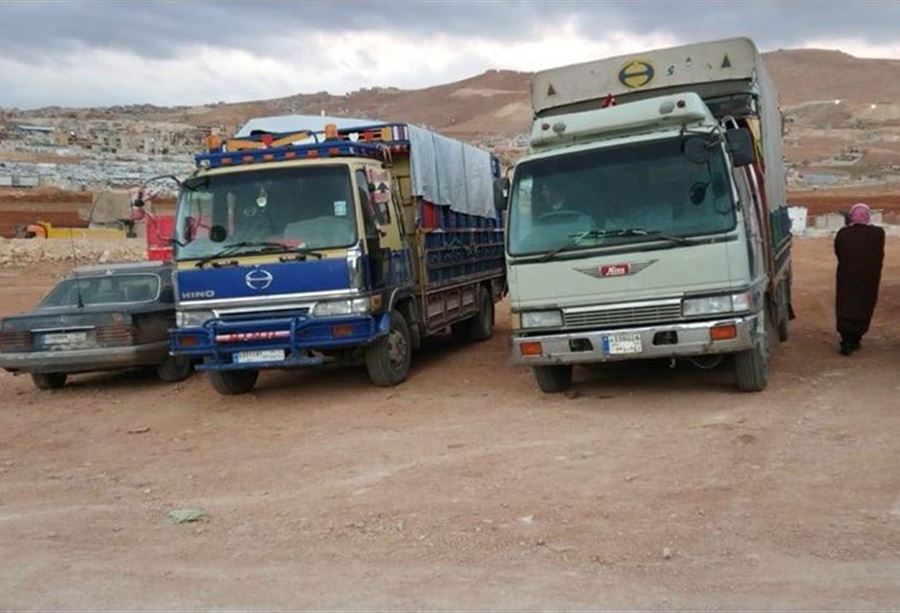 بالصور.. دفعة جديدة من النازحين تعود إلى سوريا بالصور.. دفعة جديدة من النازحين تعود إلى سوريا