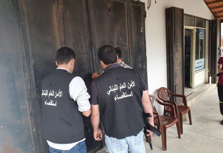 إقفال محلين في عكار بالشمع الأحمر