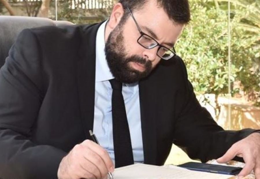 أحمد الحريري لوزير الصحة: "شكراً"