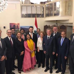 الجميل: لتشكيل حكومة اختصاص مصغرة من وزراء غير حزبيين