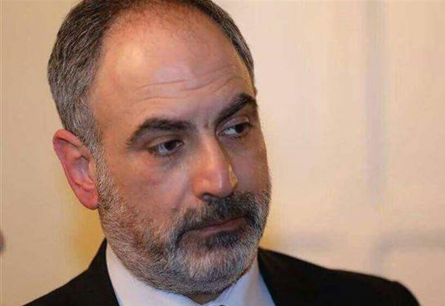 أسود يشنُ هجومًا ناريًا على سعيد.. "ذمي وحاقد سخيف"