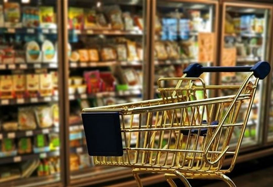 إليكم المواد الغذائية التي سترتفع أسعارها مع الدولار الجمركي 